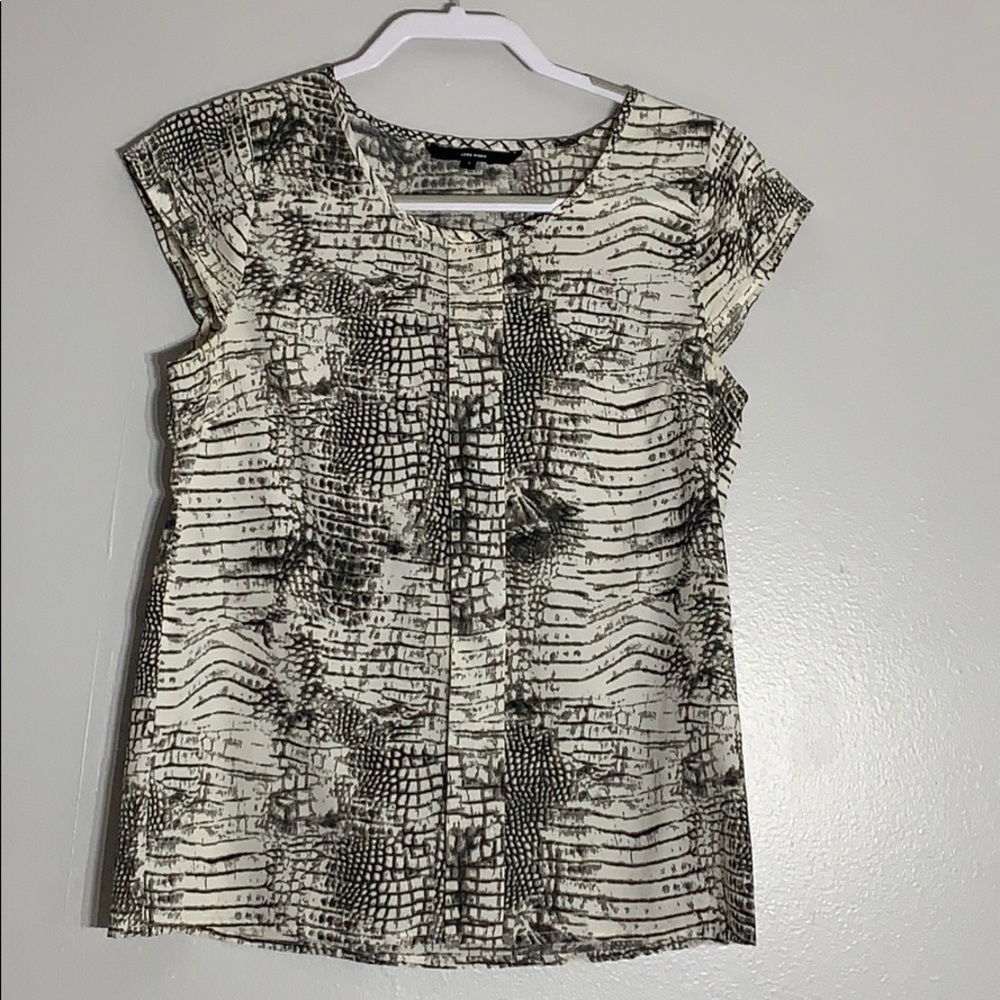 Vera Moda Snakeskin Print Cap Sleeve Women blouse top black white top